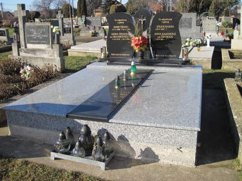 Dvojhrob z materiálu Francúzsky Tarn, Ivanka pri Nitre - Ref. č.: