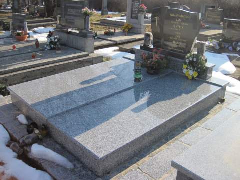 Dvojhrob z materiálu Francúzsky Tarn, Žirany - Ref. č.: