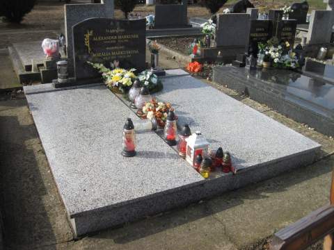 Dvojhrob z materiálu Montain Pink, Palárikovo - Ref. č.: