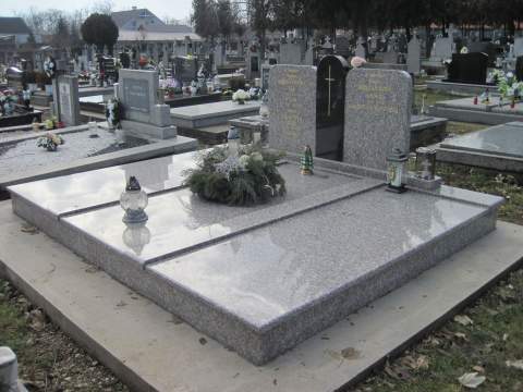 Trojhrob z materiálu Brown Pink, Dolný Pial - Ref. č.: