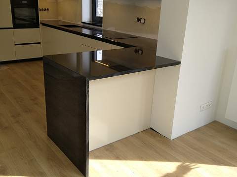 Pracovné dosky z materiálu Black Galaxy, Hlohovec - Ref. č.: