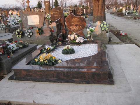 Dvojhrob, Zemné - ref. č. 79