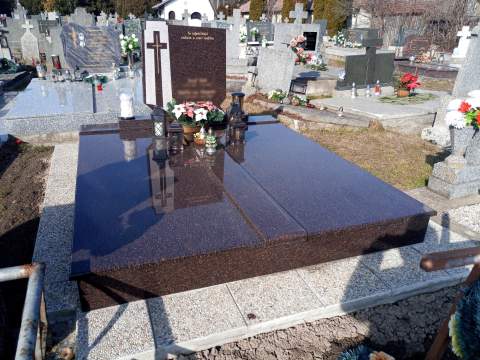 Dvojhrob - ref. č. 36