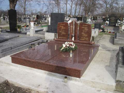 Dvojhrob - ref. č. 111