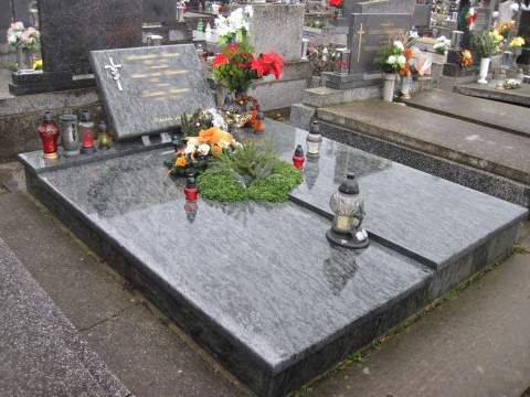 Dvojhrob - ref. č. 51