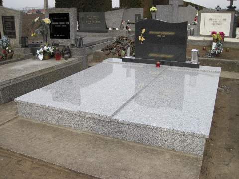 Dvojhrob, Palárikovo - ref. č. 112