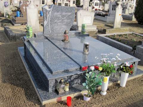 Dvojhrob - ref. č. 44