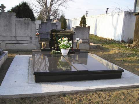 Dvojhrob, Nesvady - ref. č. 4