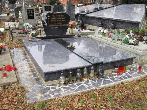 Dvojhrob, Cabaj-Čápor - ref. č. 26